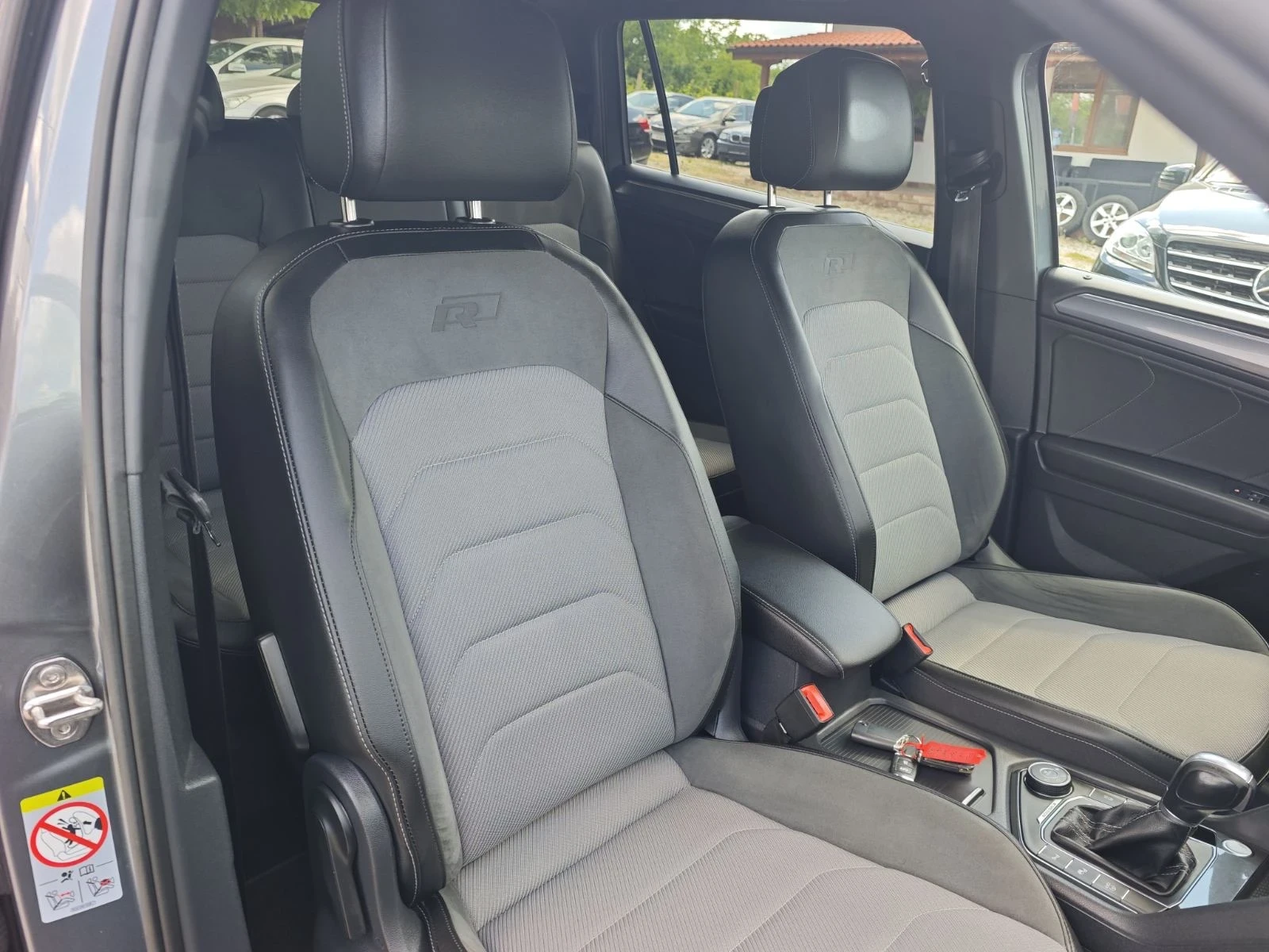 VW Tiguan Allspace 2.0TDI/190KC, снимка 12 - Автомобили и джипове - 54997108