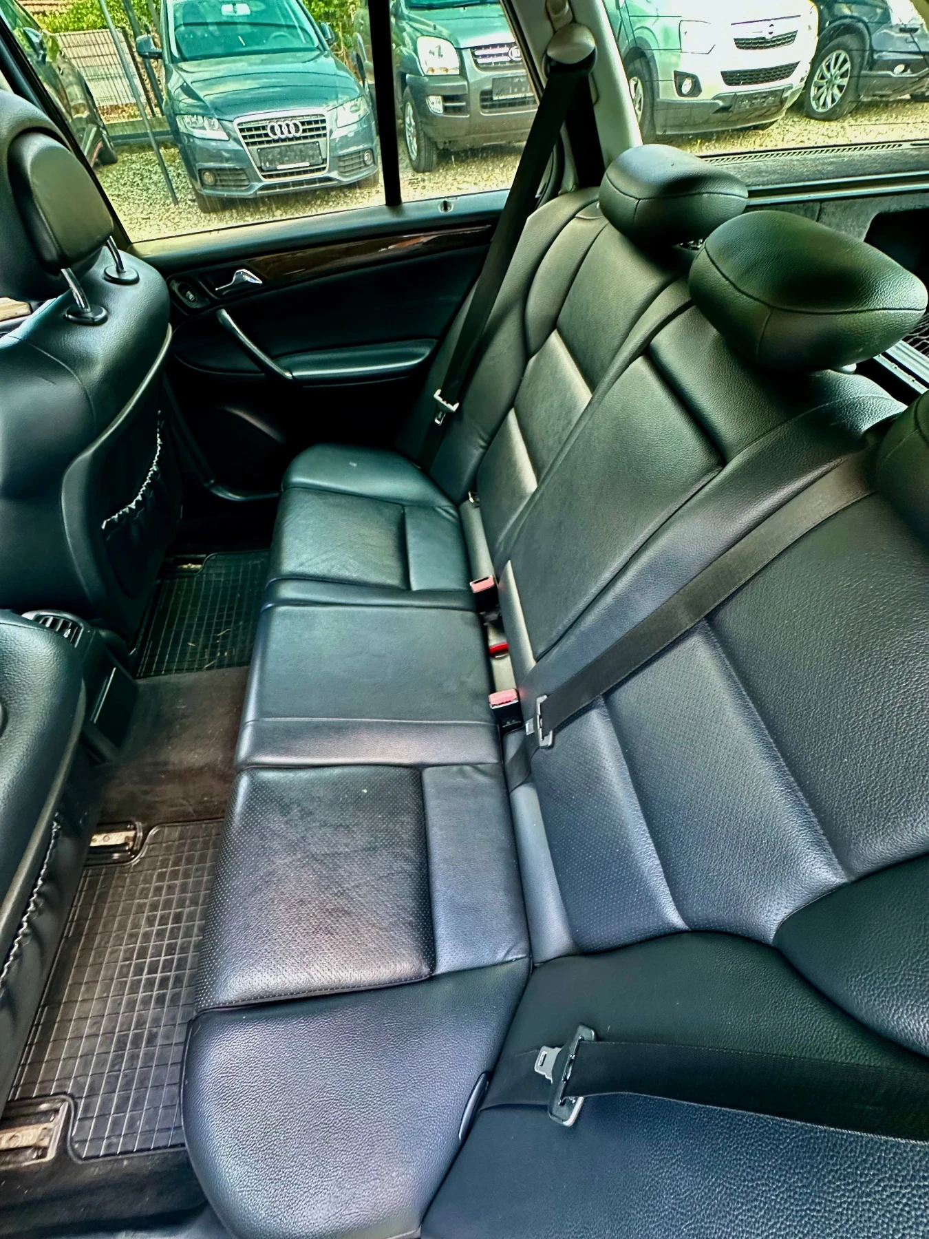 Mercedes-Benz C 270 2.7 CDi АВТОМАТ 2004 , снимка 8 - Автомобили и джипове - 55128091