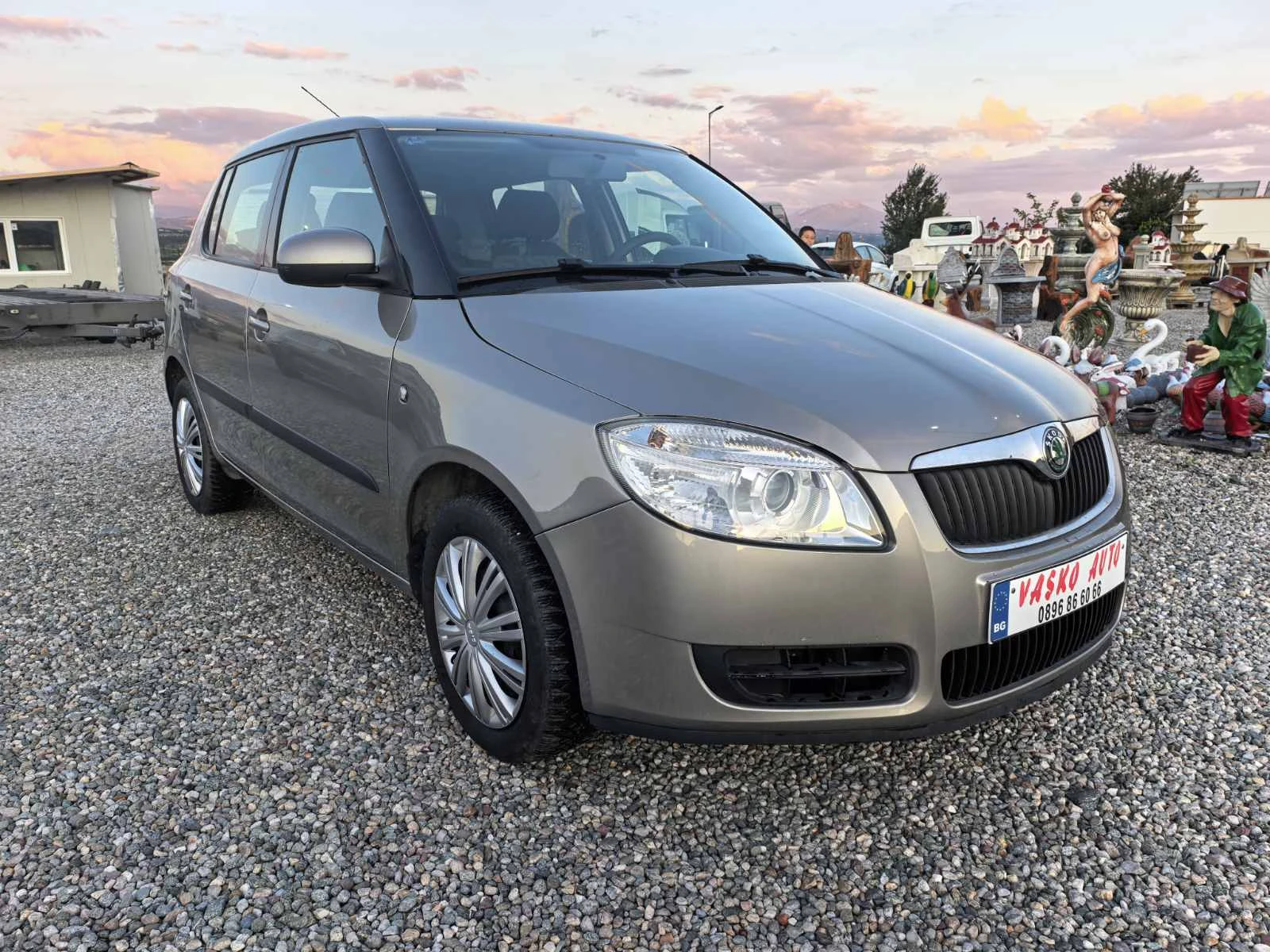 Skoda Fabia 1.2 I, снимка 3 - Автомобили и джипове - 55296313