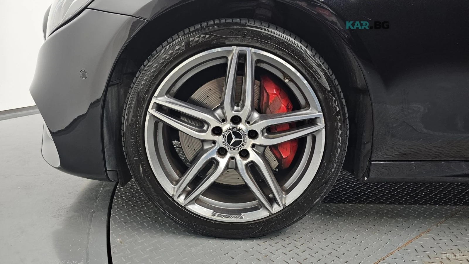Mercedes-Benz E 300 4MATIC/AMG-LINE/PANOROOF/360CAMERA/BURMESTER, снимка 5 - Автомобили и джипове - 55403526