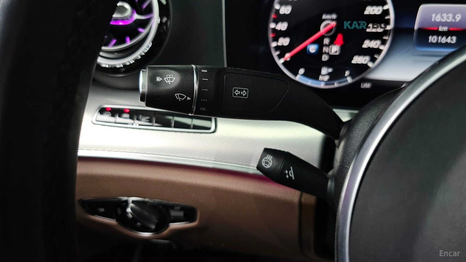Mercedes-Benz E 300 4MATIC/AMG-LINE/PANOROOF/360CAMERA/BURMESTER, снимка 13 - Автомобили и джипове - 55403526