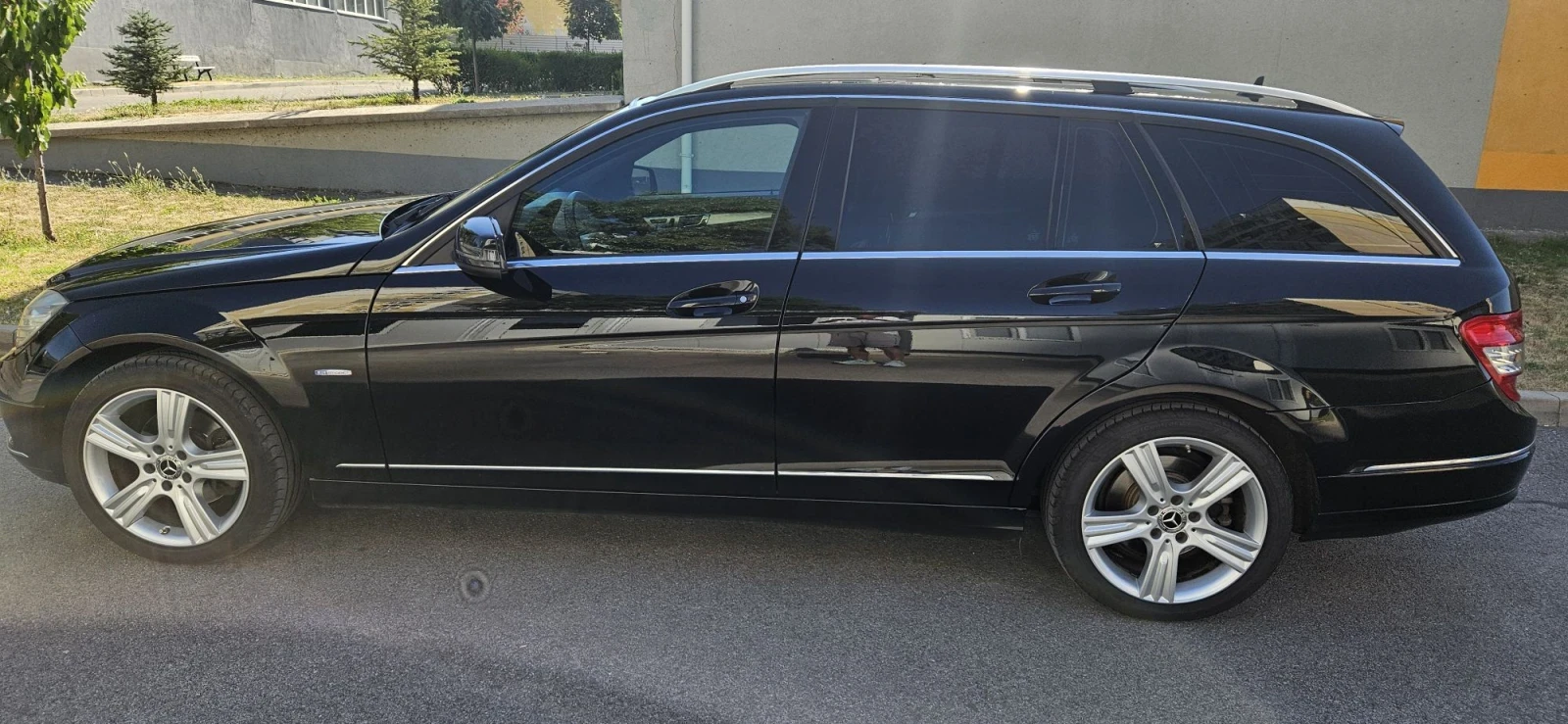 Mercedes-Benz C 220 BlueEfficiency, снимка 4 - Автомобили и джипове - 55673735