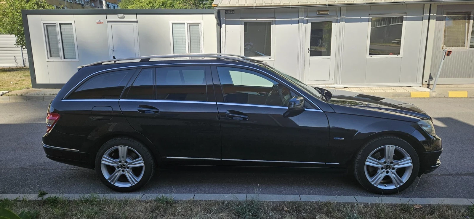 Mercedes-Benz C 220 BlueEfficiency, снимка 2 - Автомобили и джипове - 55673735