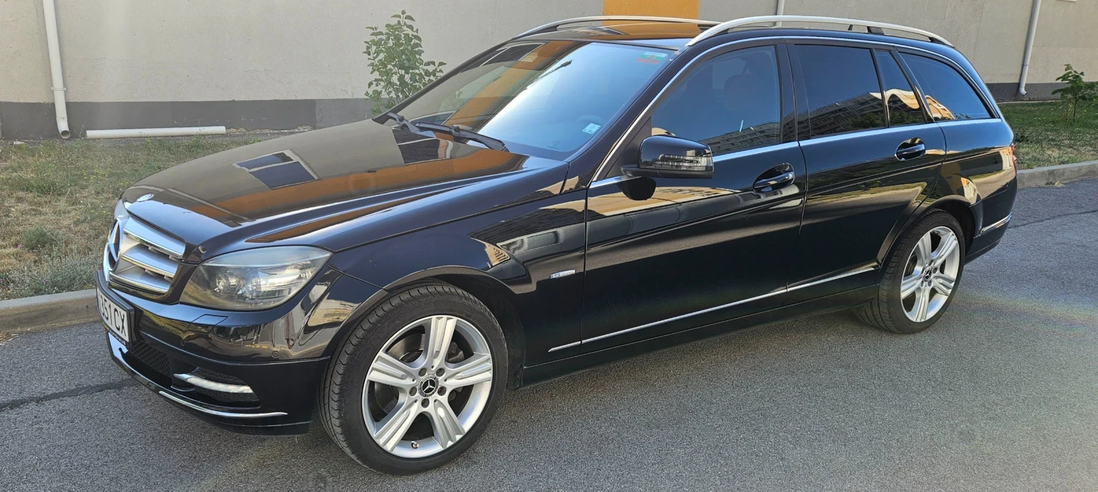 Mercedes-Benz C 220 BlueEfficiency, снимка 9 - Автомобили и джипове - 55673735