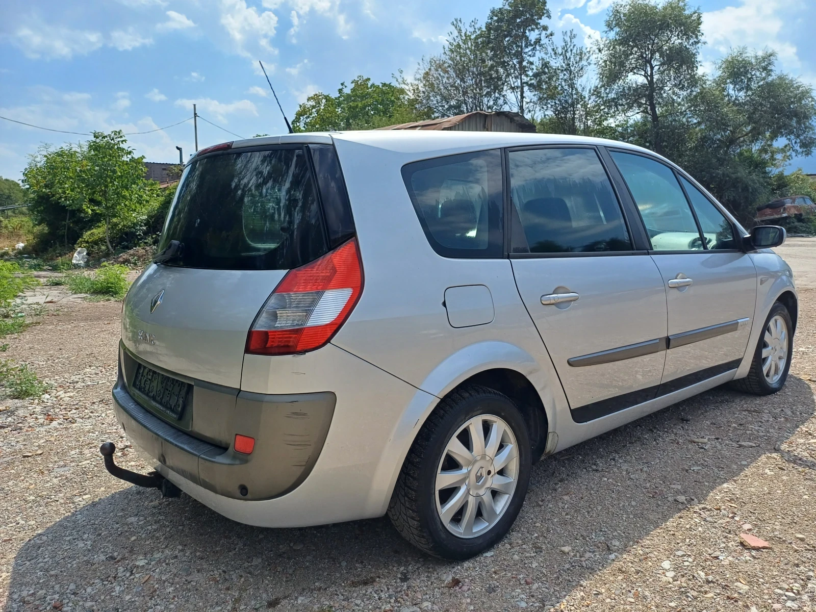Renault Grand scenic 2.0DCI, 150k.c., снимка 4 - Автомобили и джипове - 55821383