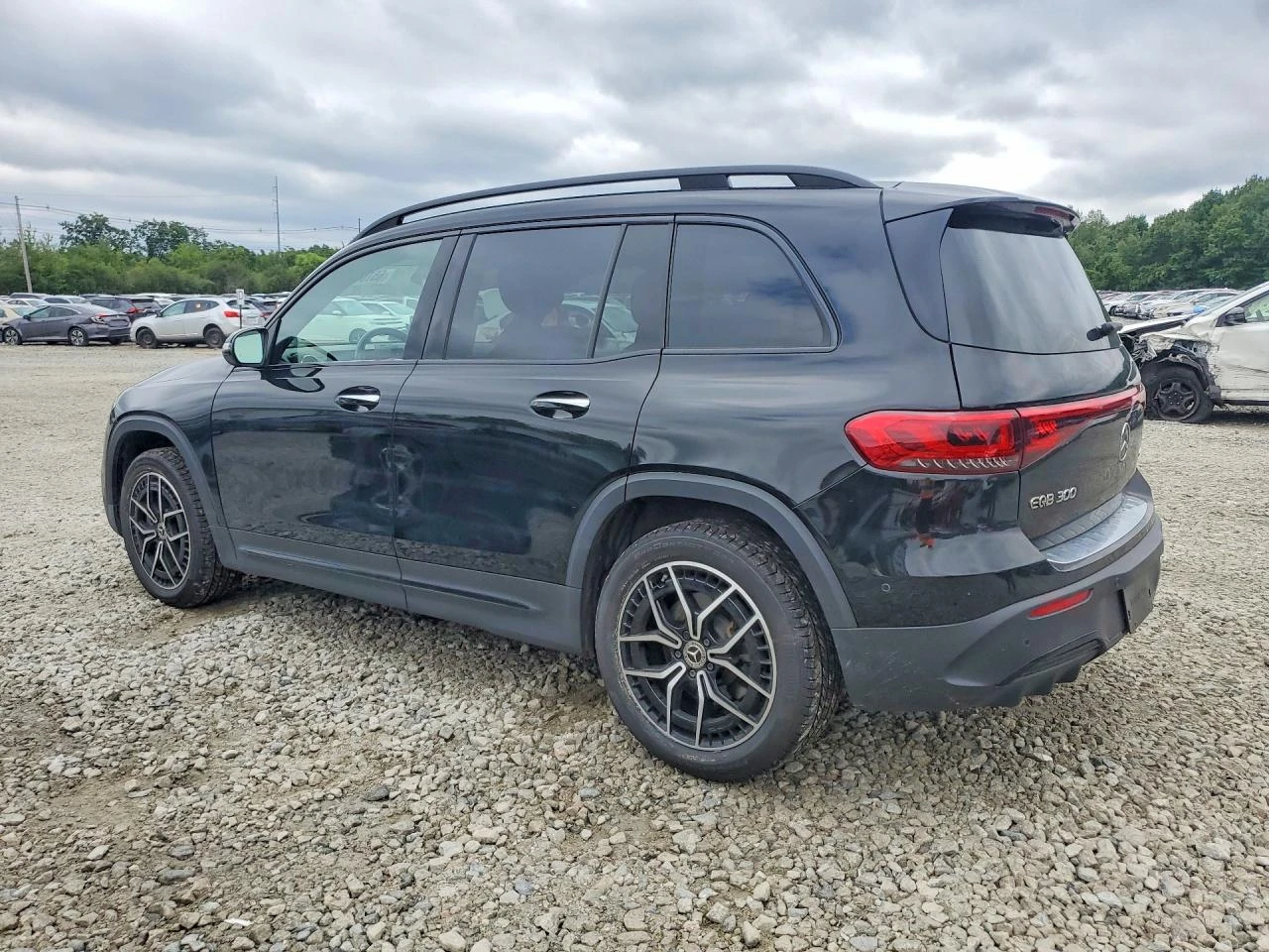 Mercedes-Benz EQB * 300* 4MATIC* , снимка 6 - Автомобили и джипове - 56231080