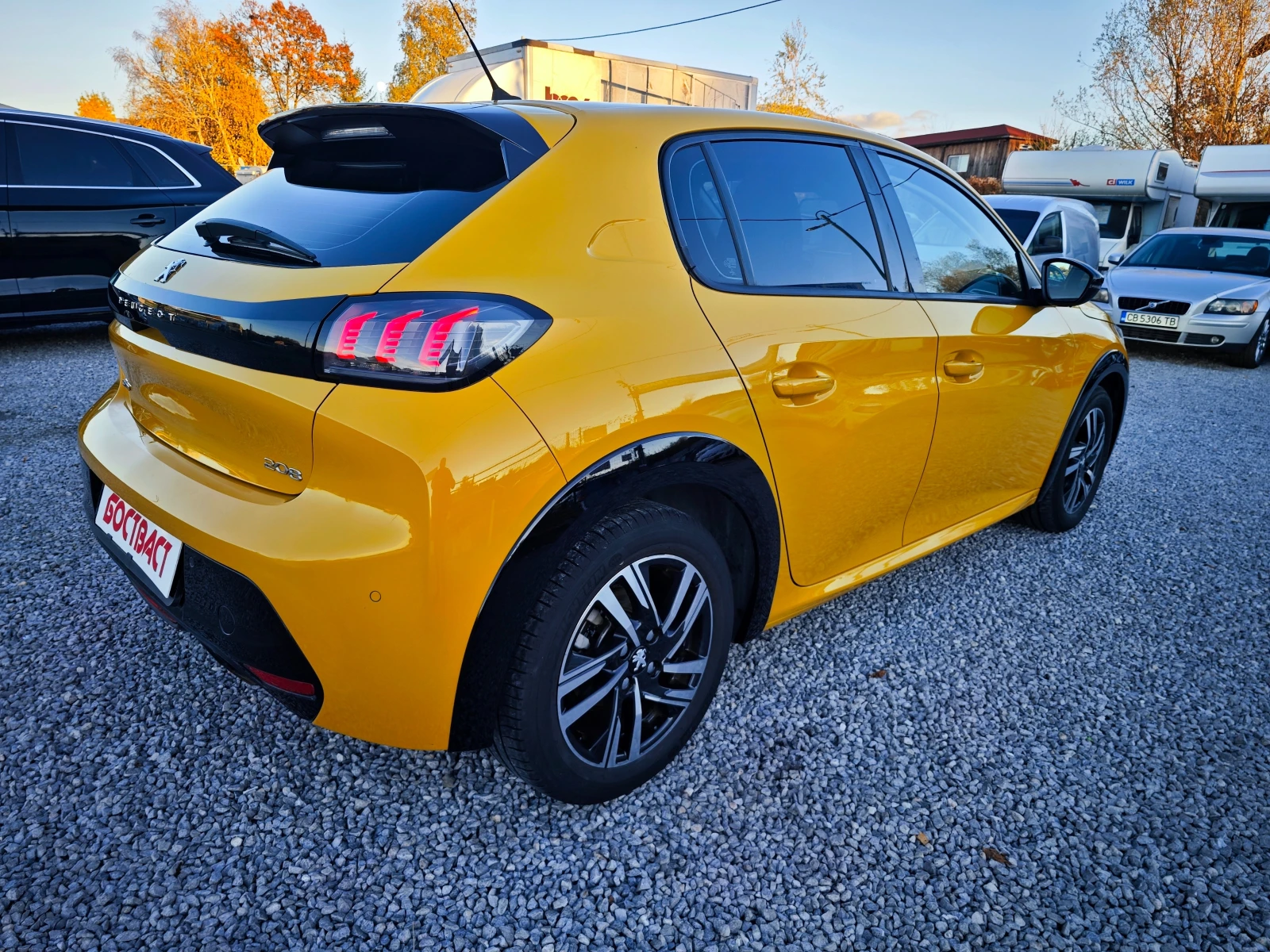 Peugeot 208 1.2 , снимка 4 - Автомобили и джипове - 56652793