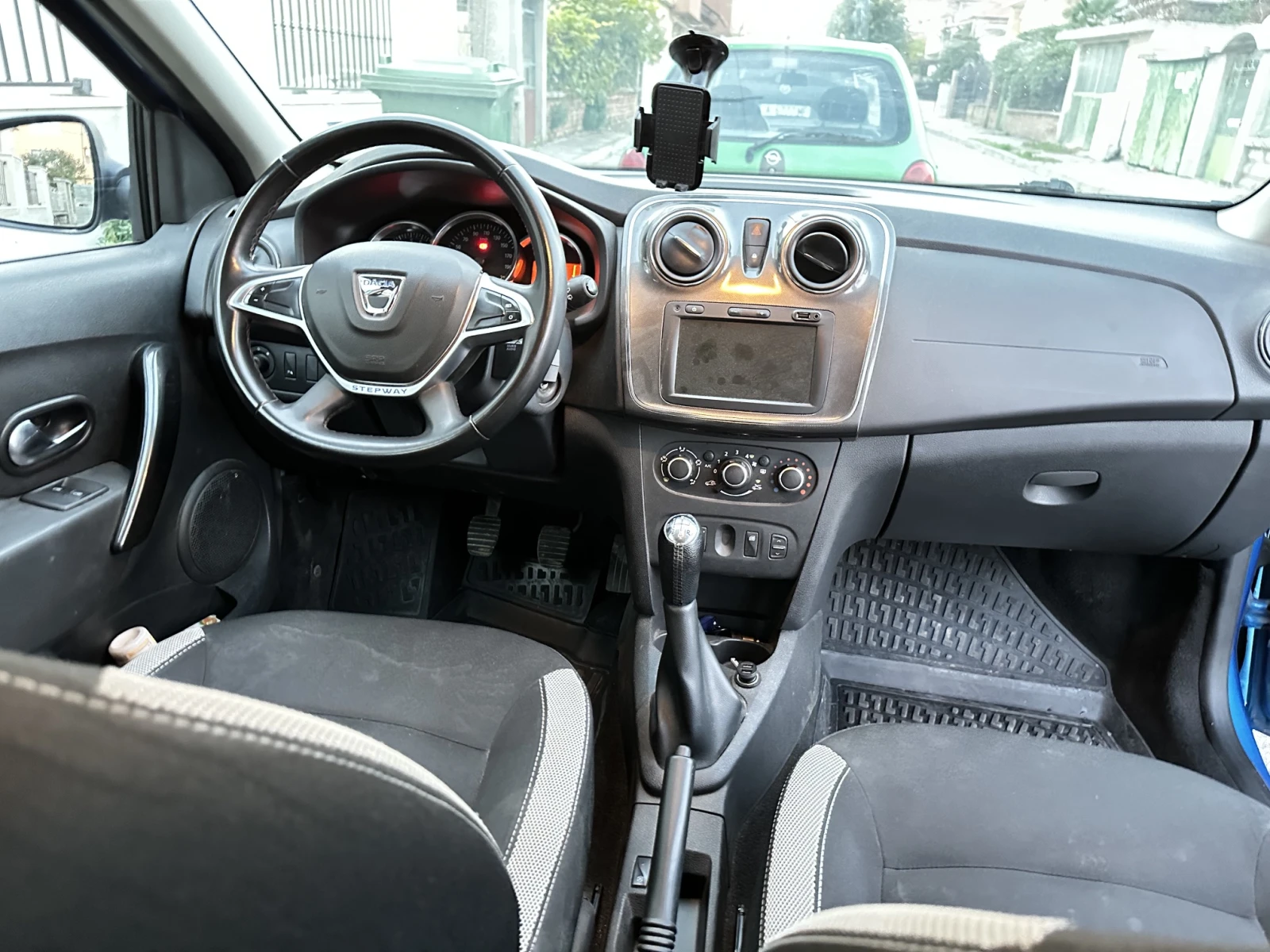 Dacia Logan Stepway, снимка 9 - Автомобили и джипове - 56727144