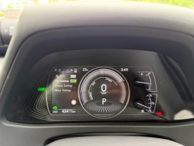 Lexus UX 250h 2.0 4x4 Hybrid в Гаранция, снимка 16