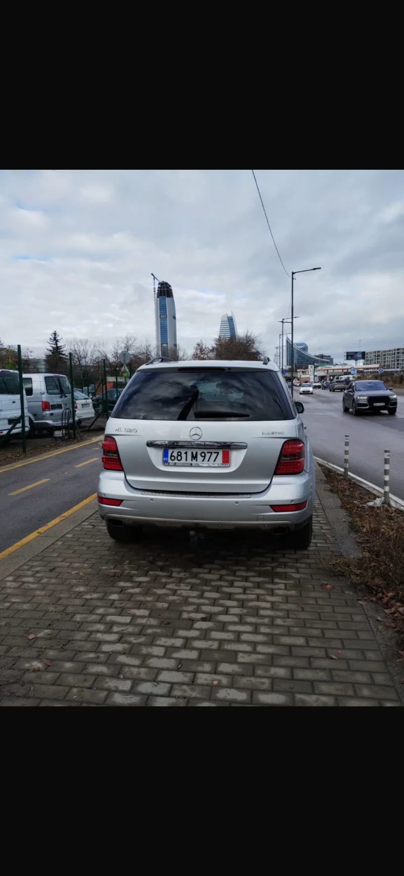 Mercedes-Benz ML 320, снимка 4 - Автомобили и джипове - 48213145