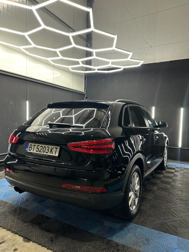 Audi Q3 2.0TFSI, снимка 10 - Автомобили и джипове - 49049363