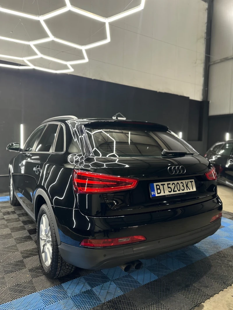 Audi Q3 2.0TFSI, снимка 12 - Автомобили и джипове - 49049363