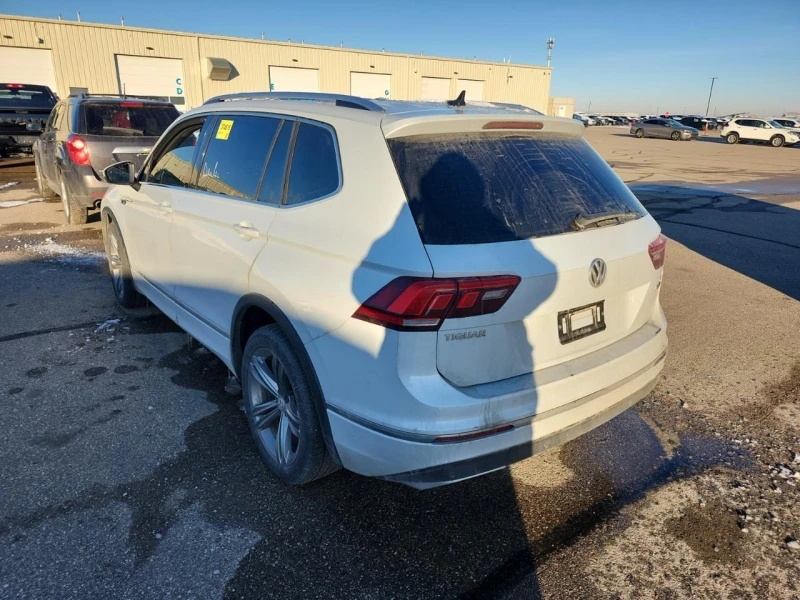 VW Tiguan R-line* Fender* 360* Carplay , снимка 4 - Автомобили и джипове - 52551697