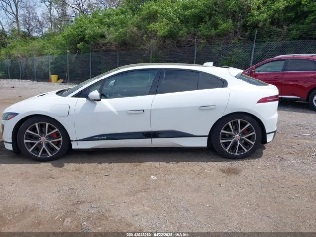 Jaguar I-Pace EV400 AWD - изображение 8