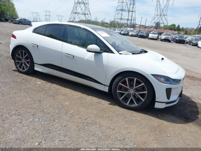 Jaguar I-Pace EV400 AWD - изображение 2