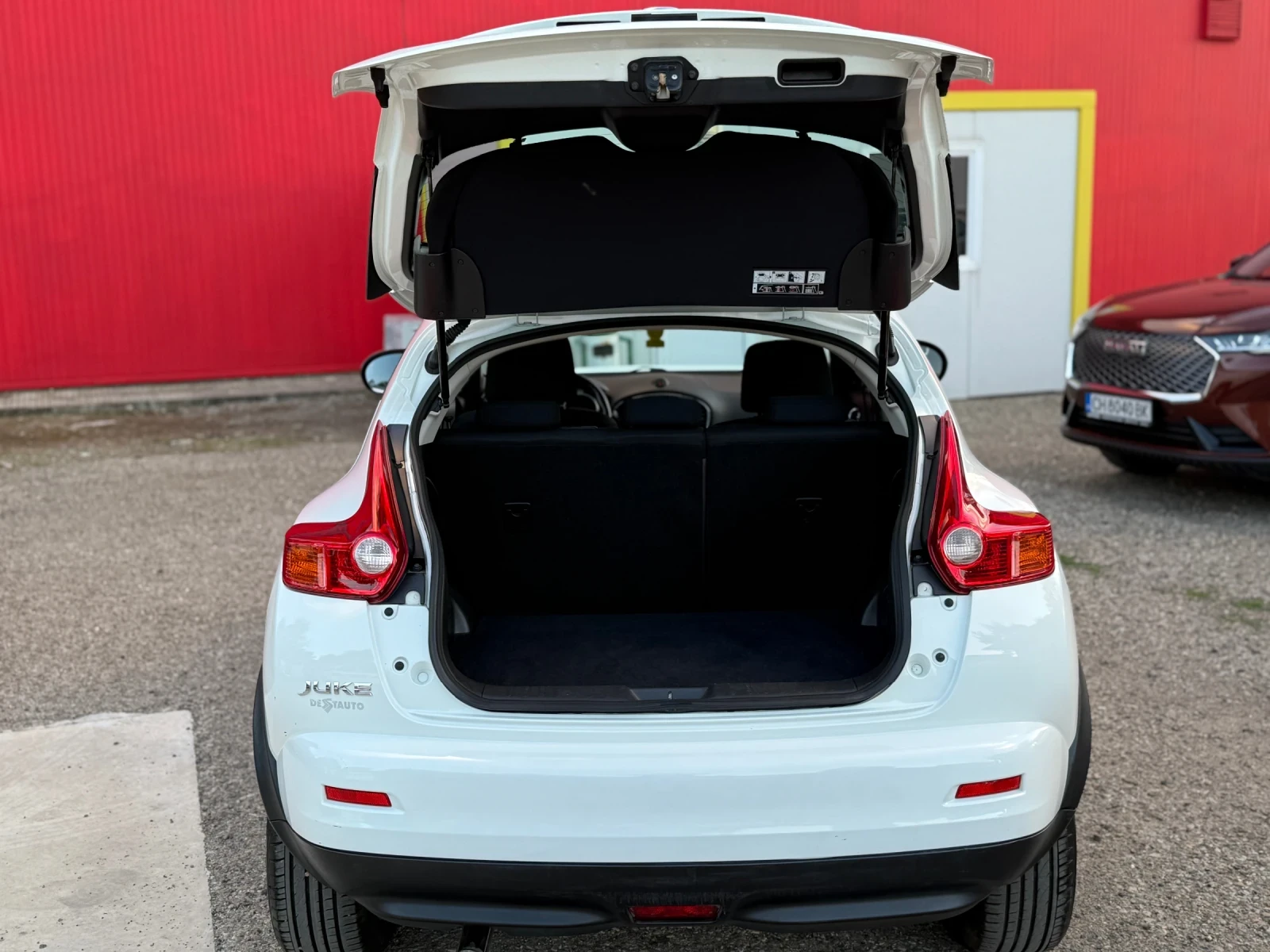 Nissan Juke АВТОПИЛОТ* СМЕНЕНИ ВЕРИГИ* КЛИМАТРОНИК - изображение 6