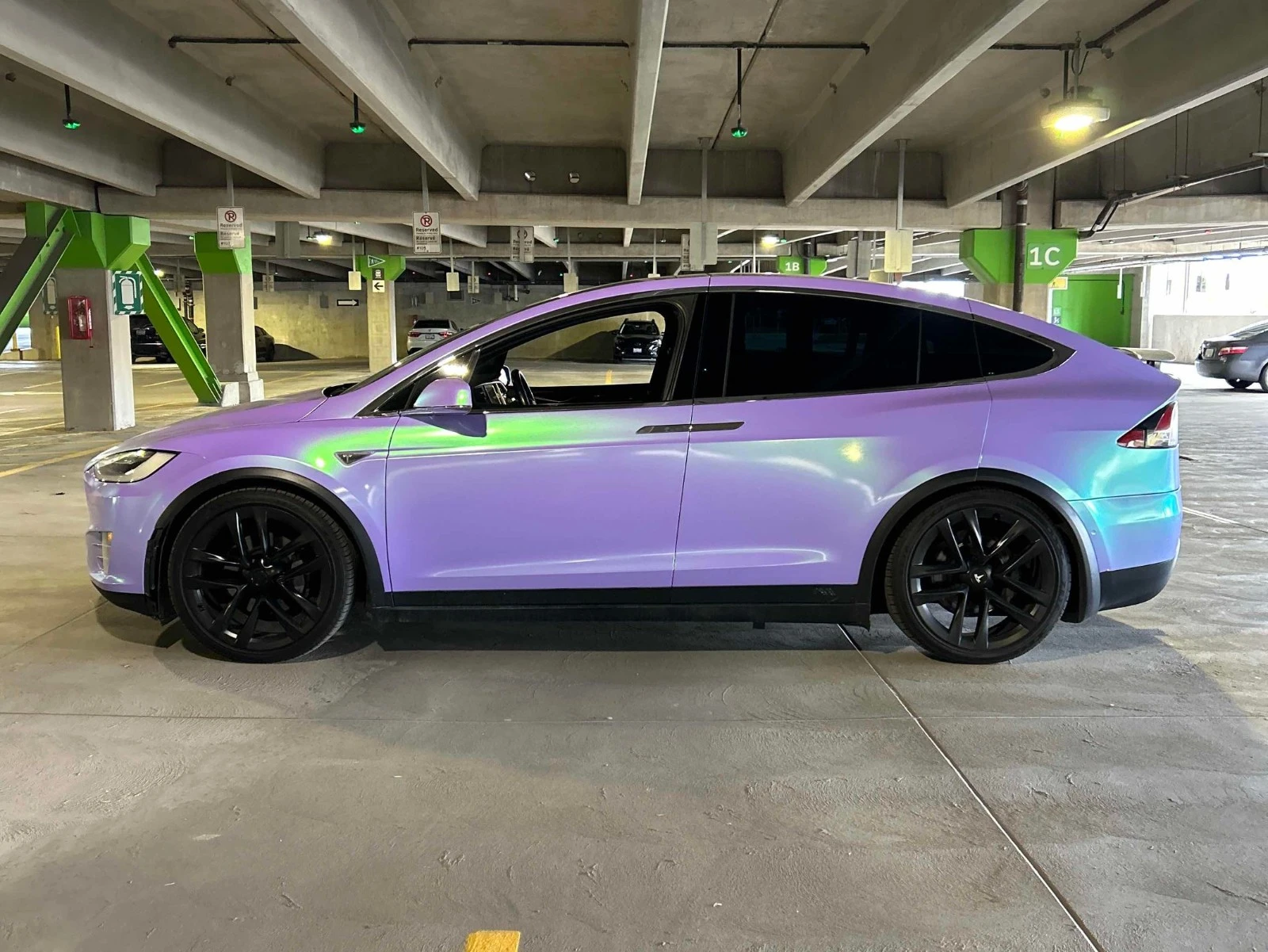 Tesla Model X P90D CARFAX    | Mobile.bg   2