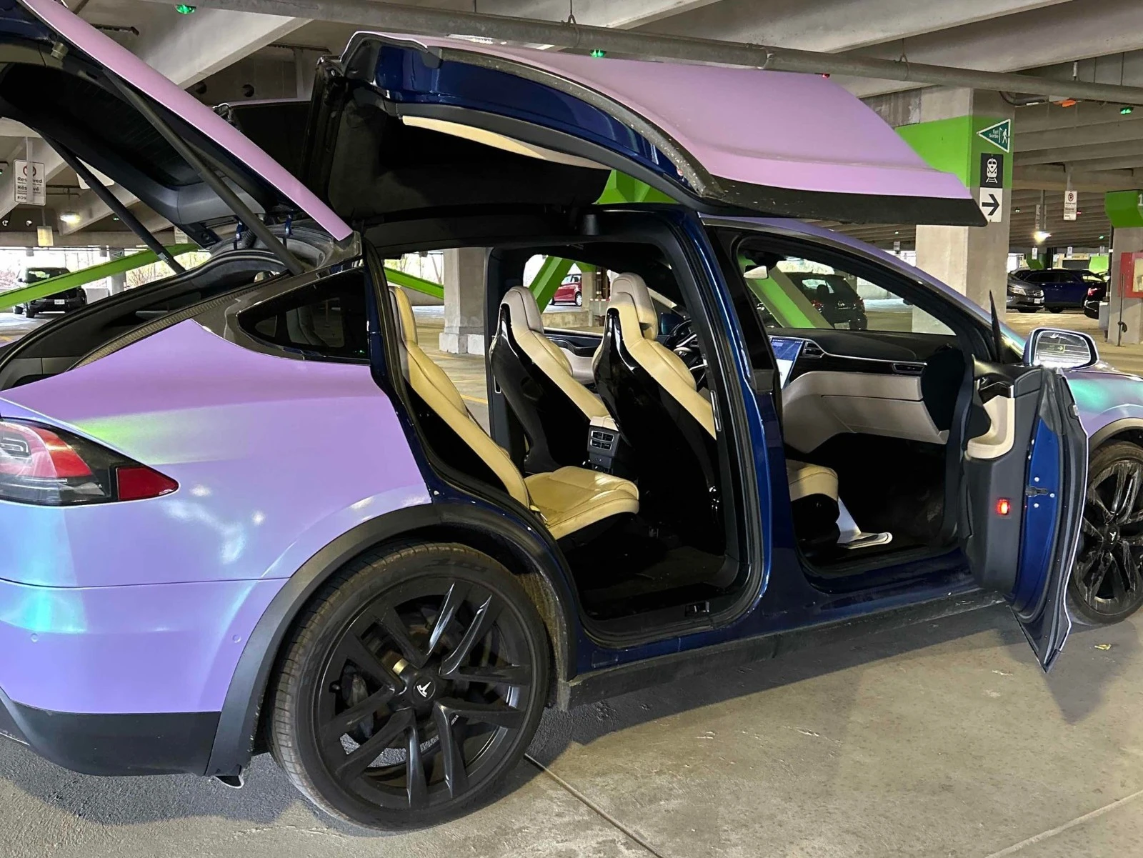 Tesla Model X P90D CARFAX    | Mobile.bg   11