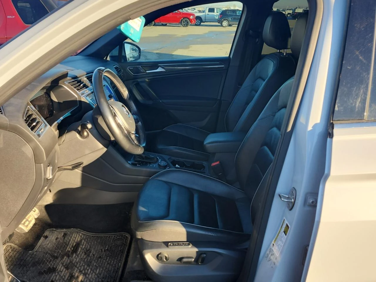 VW Tiguan R-line* Fender* 360* Carplay  - изображение 5