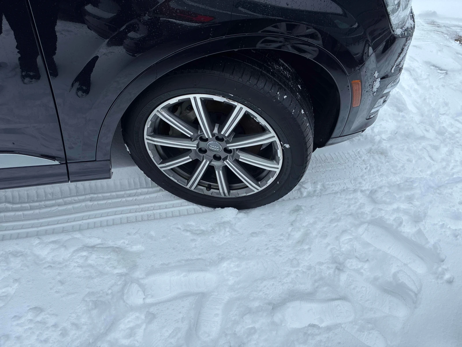 Audi Q7 2.0L 4cyl AWD - изображение 7