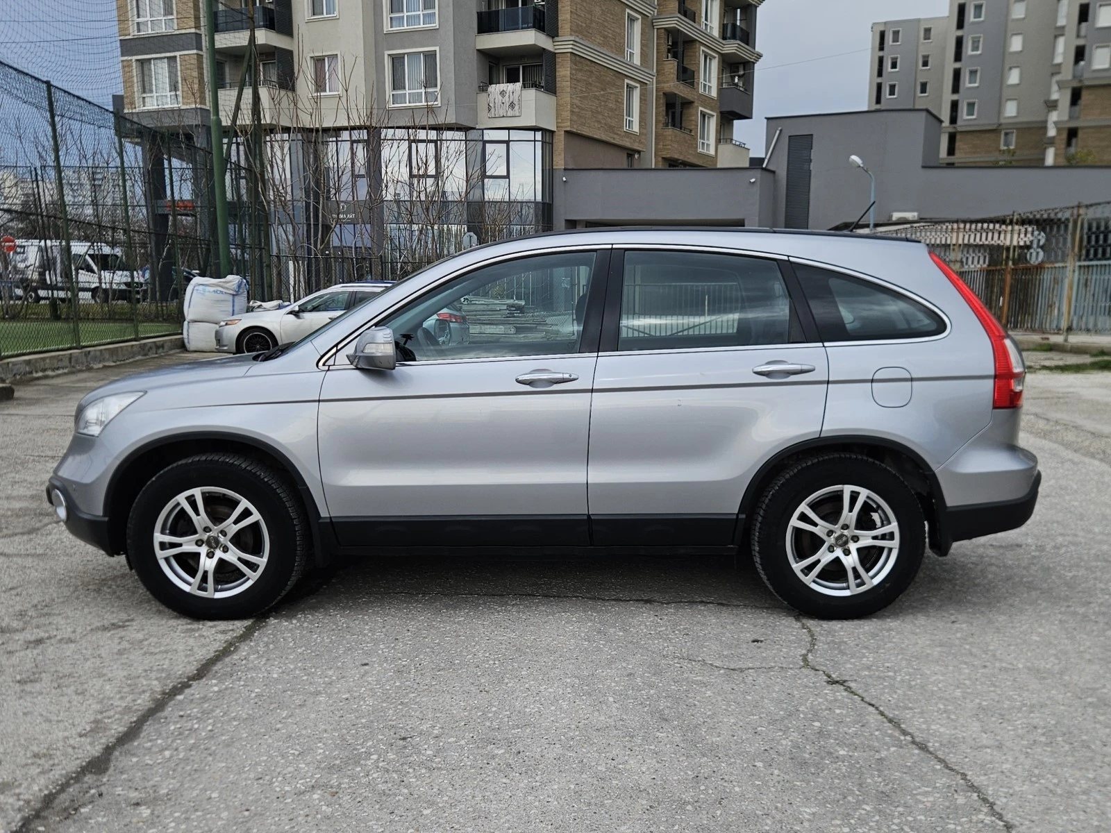 Honda Cr-v 2.0i-VTEC 4x4, снимка 8 - Автомобили и джипове - 53836558