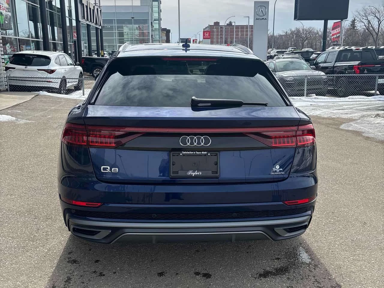 Audi Q8 Technik/B&O/ОБДУХВАНЕ/ПАНО/ ДИСТРОНИК/2 КЛЮЧА, снимка 4 - Автомобили и джипове - 54161691