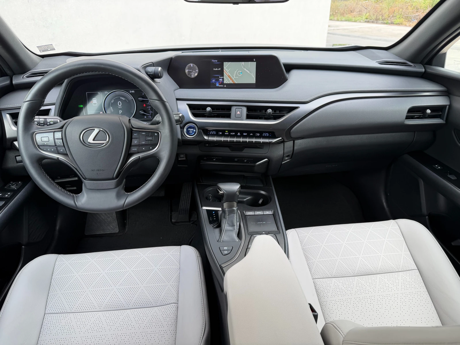 Lexus UX 250h 2.0 4x4 Hybrid � �������� | Mobile.bg � ����������� 7