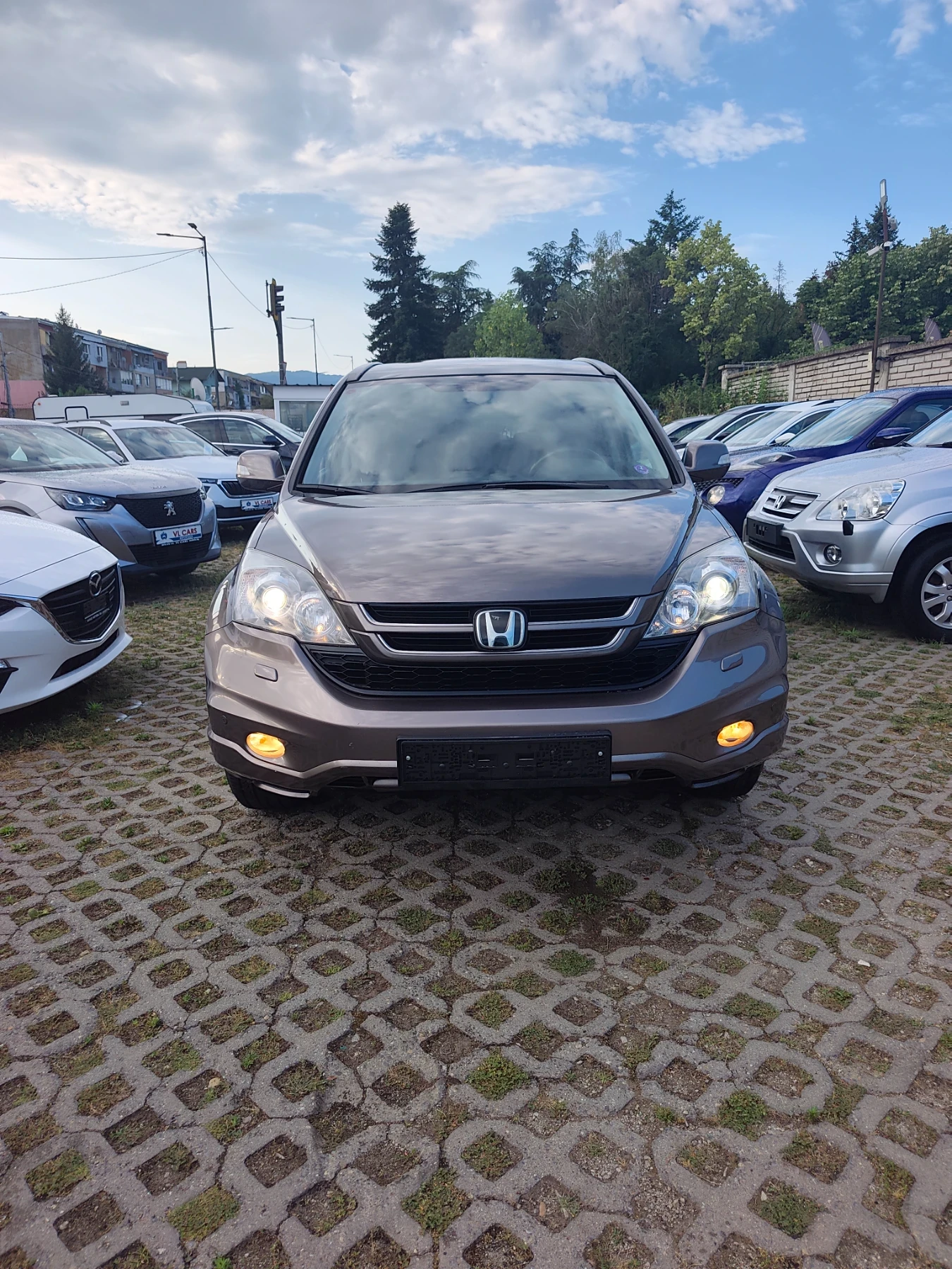 Honda Cr-v 2.0 4* 4 дистроник навигация.панорама кожа фейслиф
