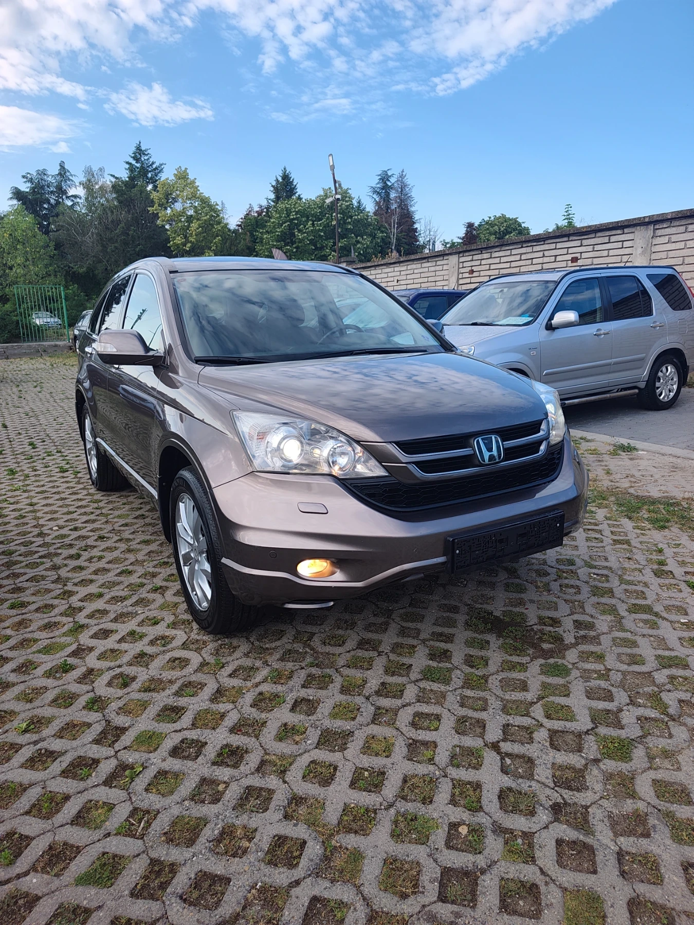 Honda Cr-v 2.0 4* 4 дистроник навигация.панорама кожа фейслиф, снимка 2 - Автомобили и джипове - 55332273