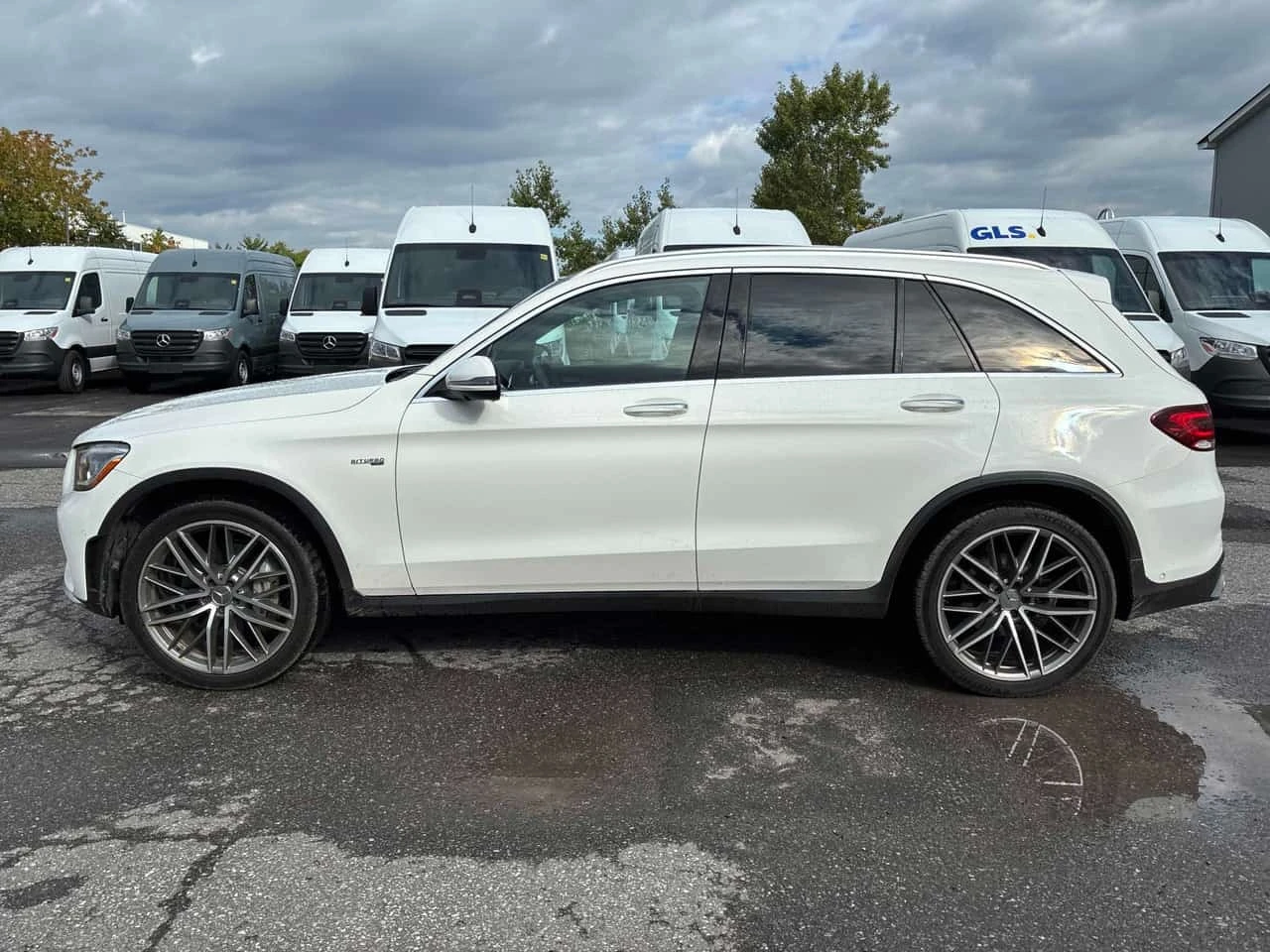 Mercedes-Benz GLC * AMG 43 * CARFAX * ОПЦИЯ ЗА ФИНАНСИРАНЕ, снимка 2 - Автомобили и джипове - 56253799