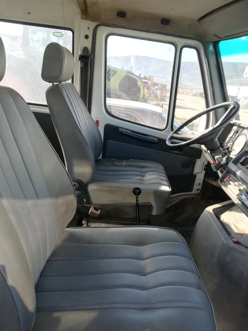 Mercedes-Benz 208, снимка 5 - Бусове и автобуси - 47524473