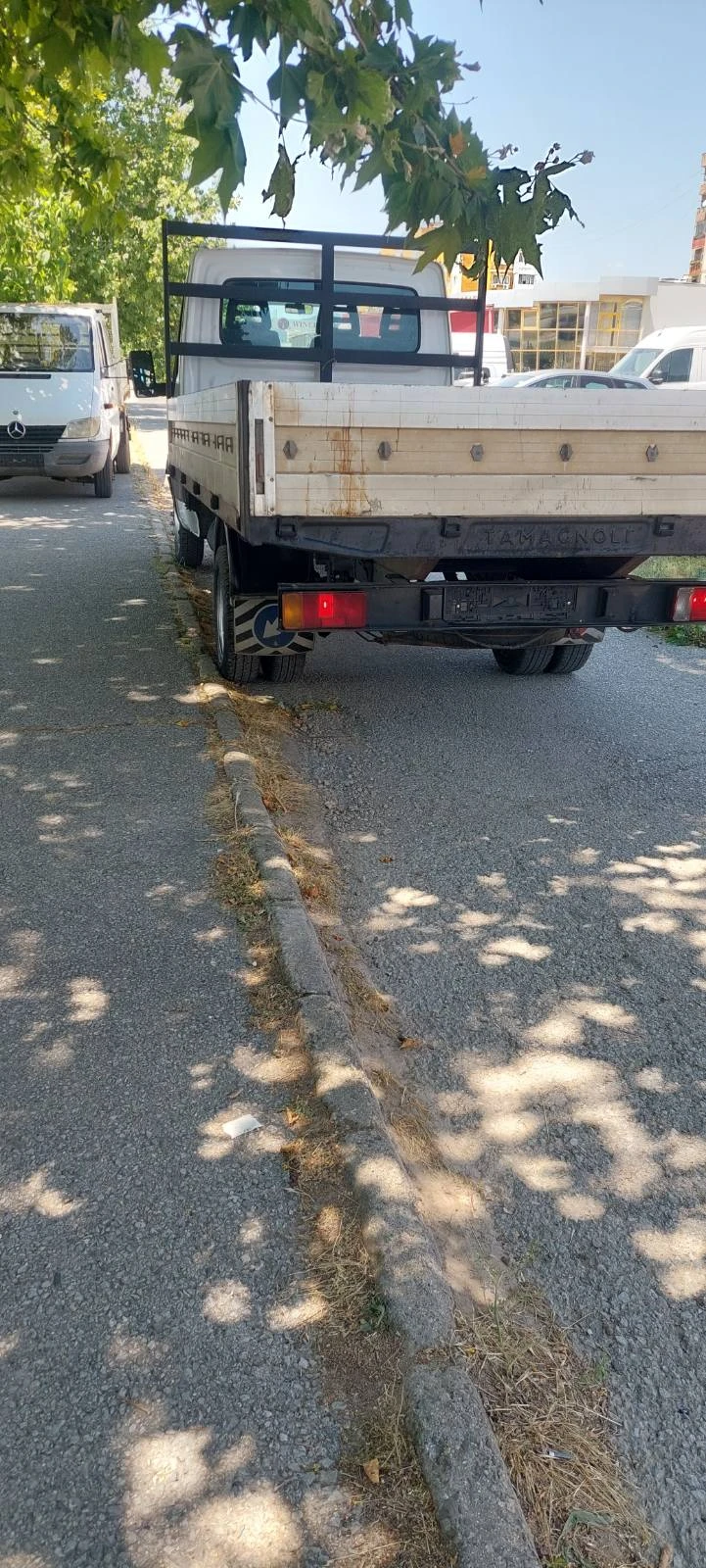 Iveco Daily 2.3 jtd Б категория, снимка 8 - Бусове и автобуси - 55154666