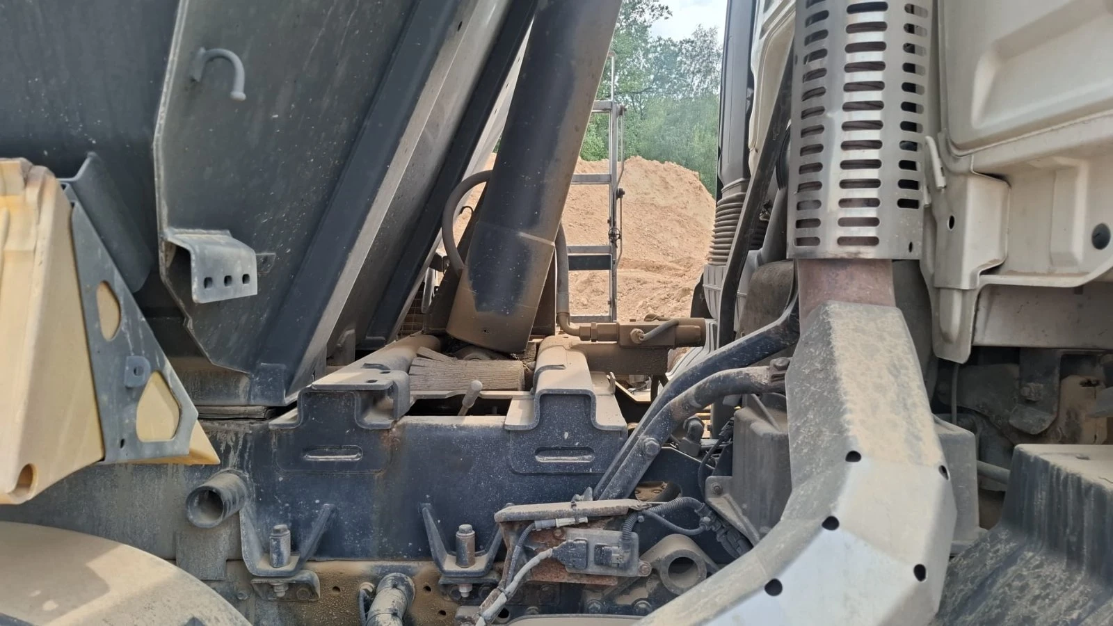 Man Tgs 35440, снимка 14 - Камиони - 56215456