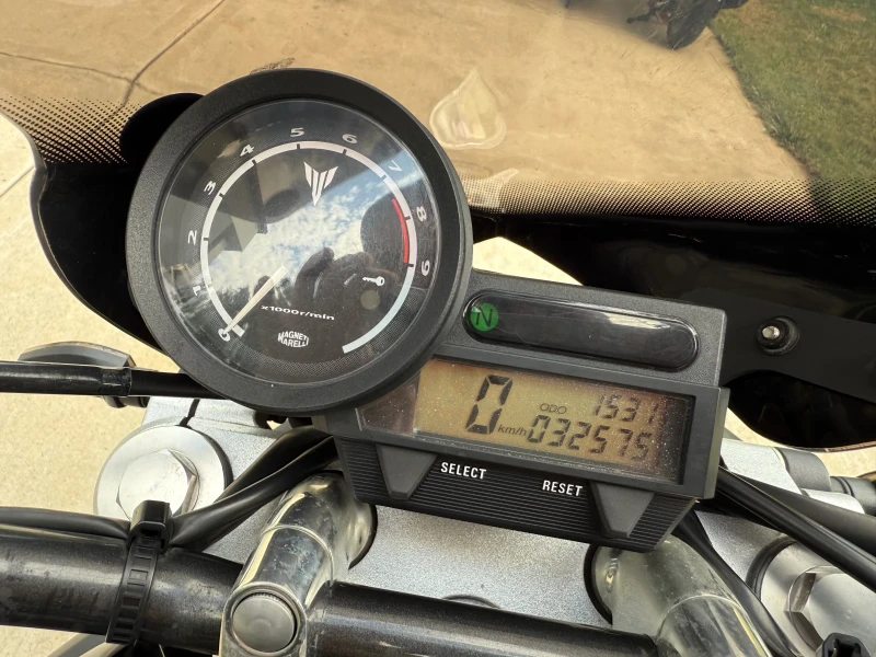 Yamaha Mt-03 2010 660i 32000km!!!, снимка 10 - Мотоциклети и мототехника - 51219776