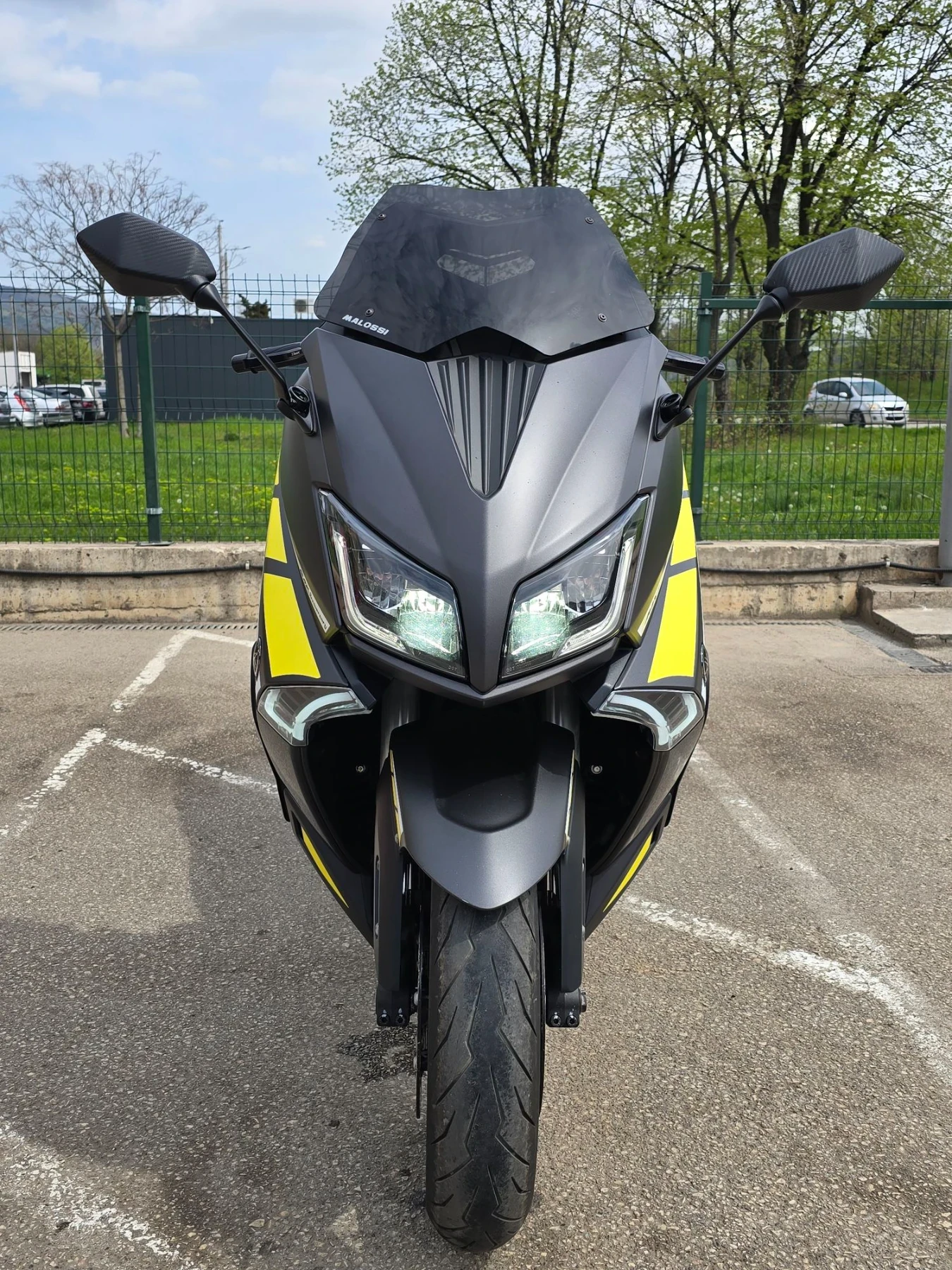 Yamaha T-max