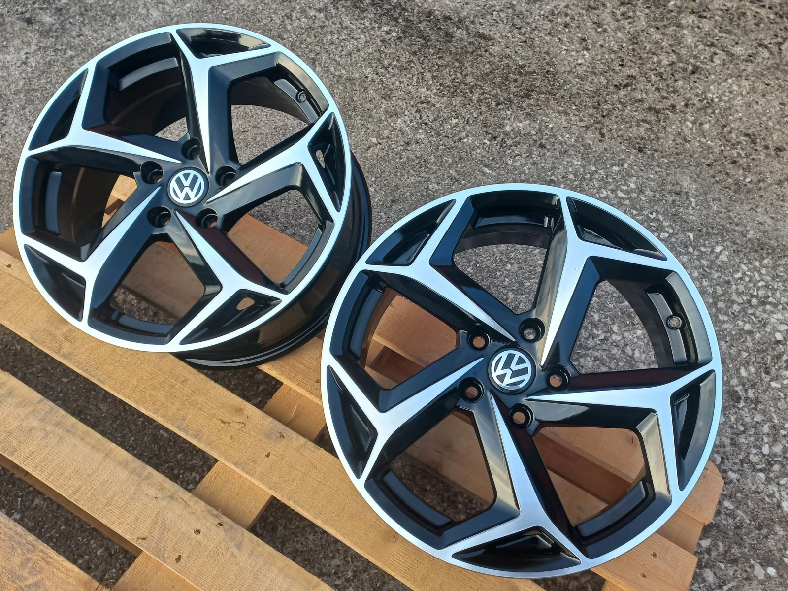 Джанти за VW, снимка 13 - Гуми и джанти - 54198359