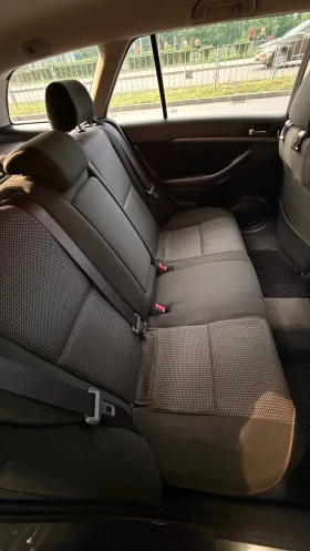 Toyota Avensis, снимка 11