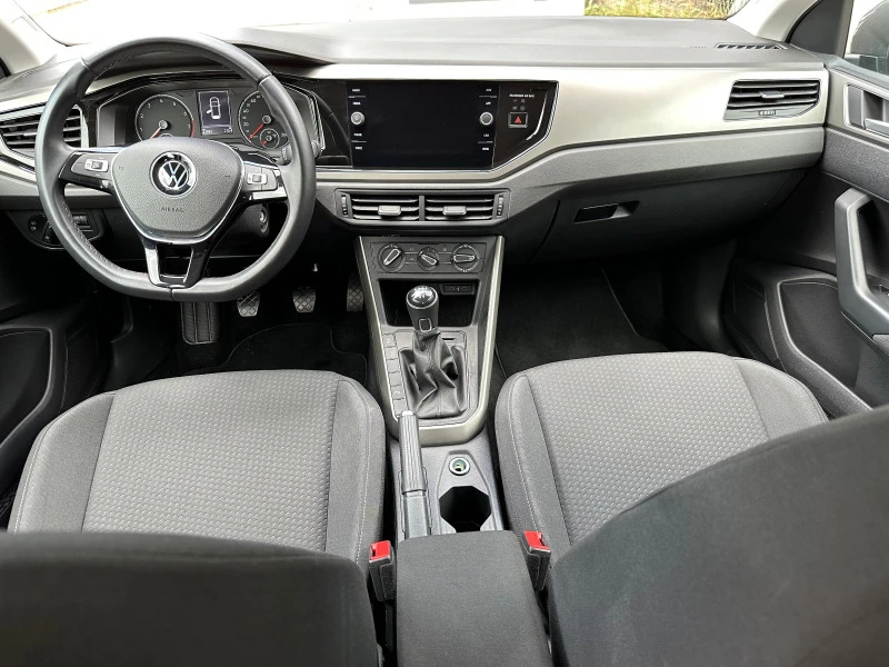 VW Polo 1.0, снимка 7 - Автомобили и джипове - 41098894