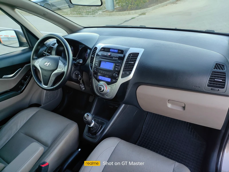 Hyundai Ix20 1.4crdi-euro-5, снимка 9 - Автомобили и джипове - 47440334