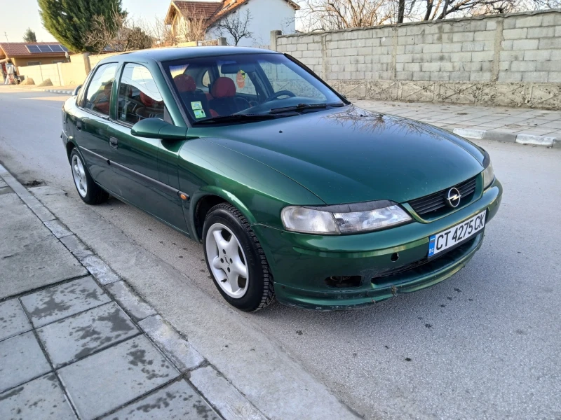 Opel Vectra 1.8 Газ/Бензин, снимка 1 - Автомобили и джипове - 48348841