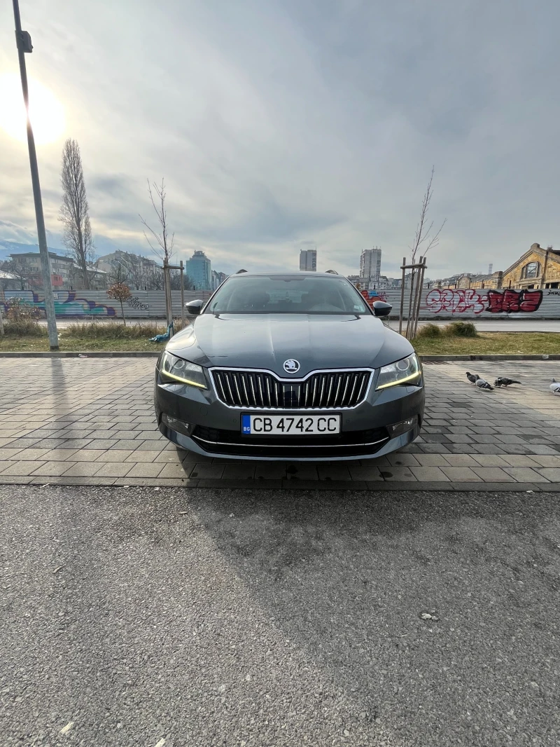 Skoda Superb, снимка 1 - Автомобили и джипове - 48544752