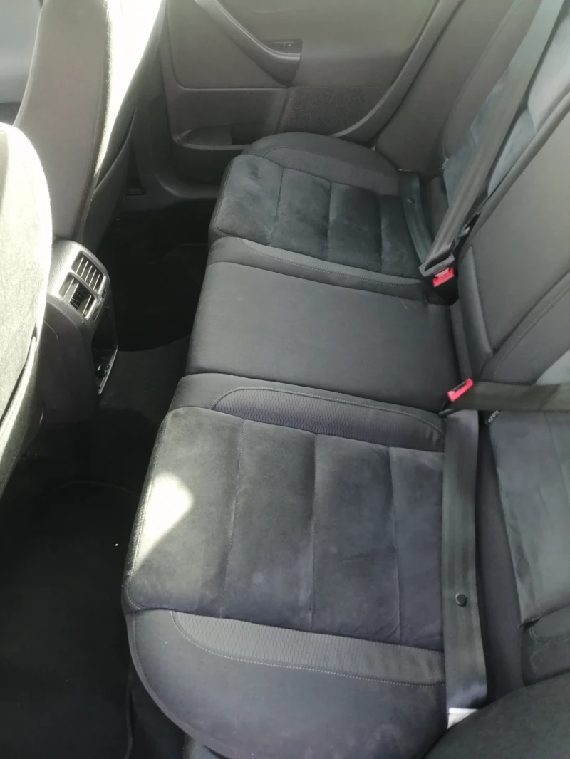 VW Golf 1.2 TSI Highline, снимка 12 - Автомобили и джипове - 52323764