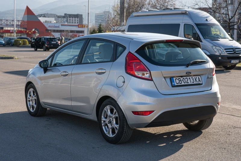 Ford Fiesta 1.6 TDCi, снимка 7 - Автомобили и джипове - 49597542