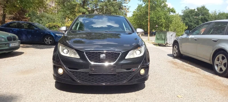 Seat Ibiza, снимка 2 - Автомобили и джипове - 52264676