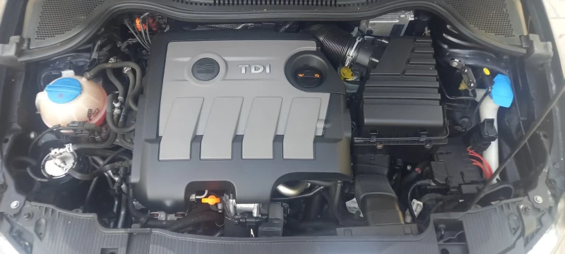 Seat Ibiza, снимка 15 - Автомобили и джипове - 52264676