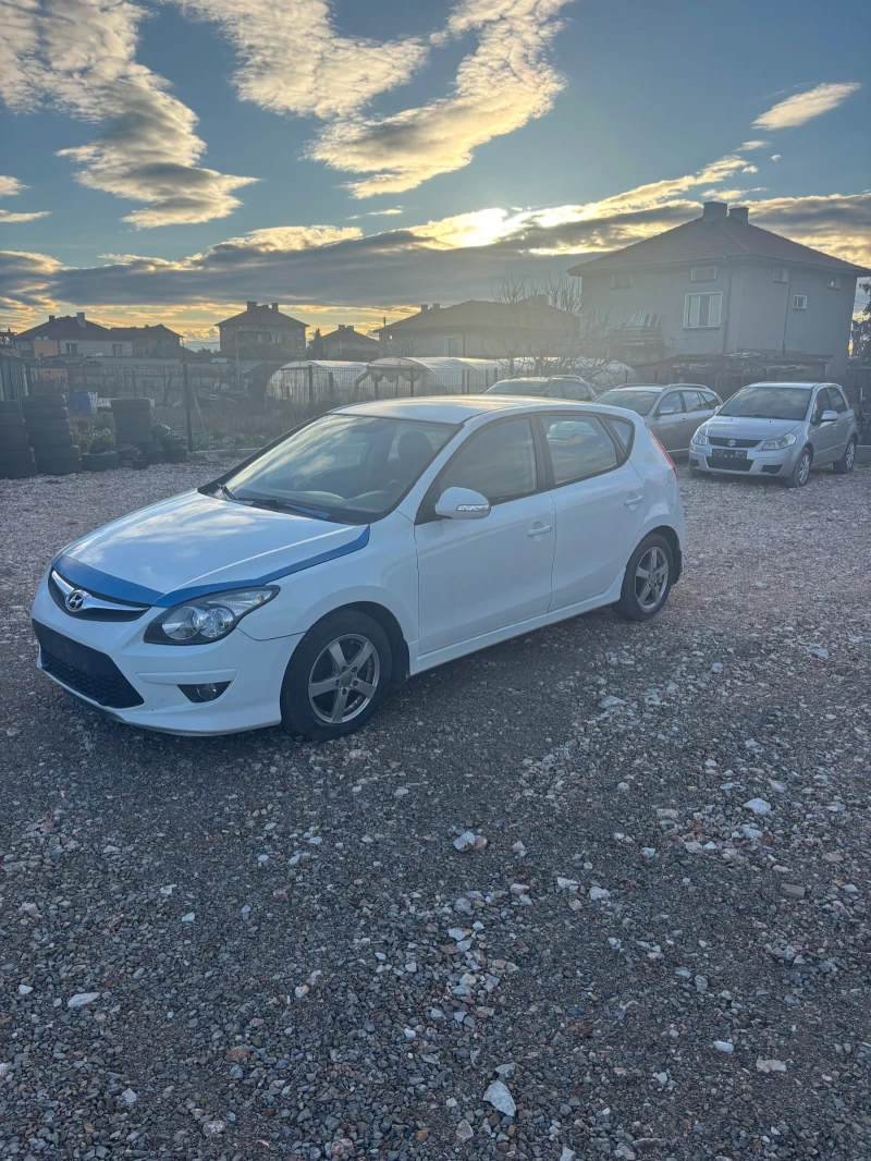 Hyundai I30, снимка 4 - Автомобили и джипове - 52460464