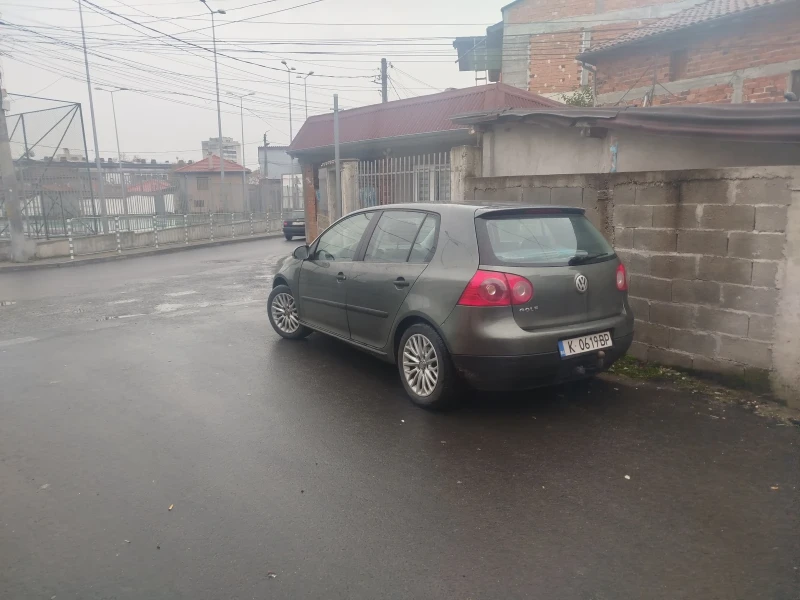 VW Golf, снимка 4 - Автомобили и джипове - 52322200