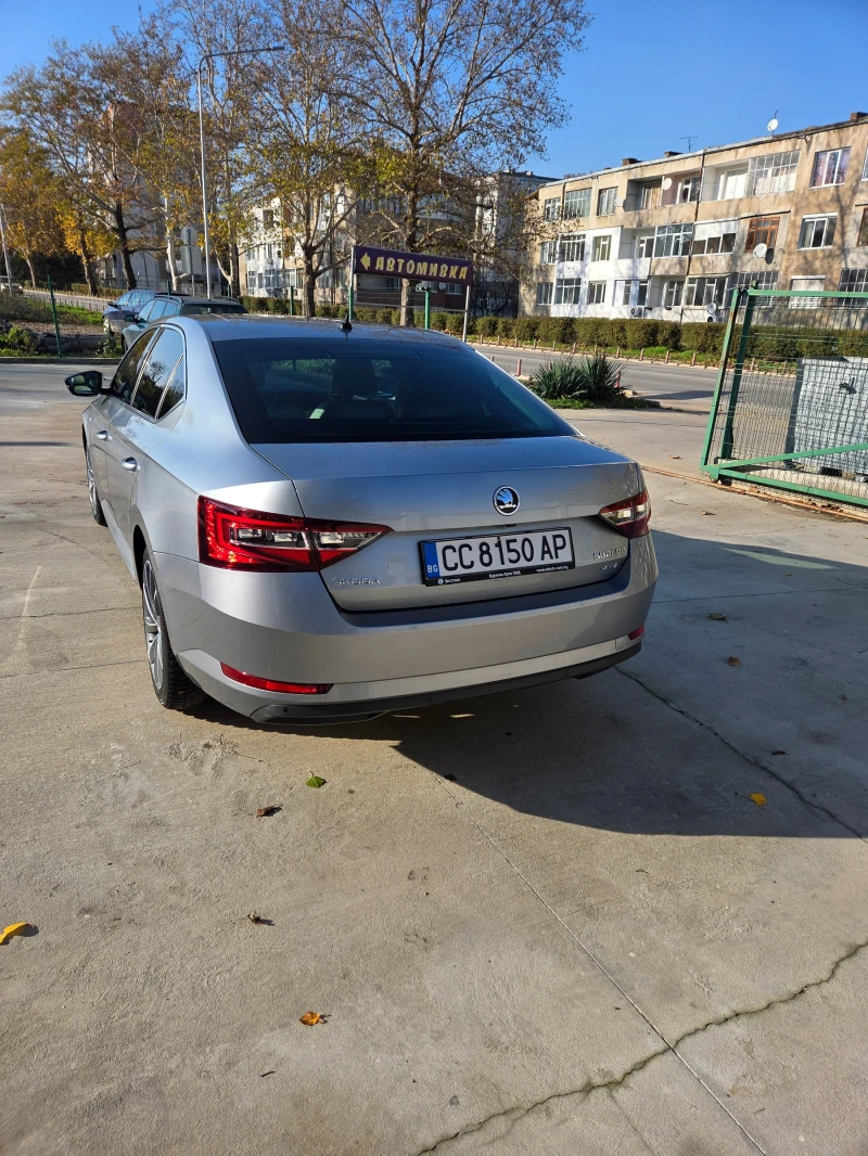 Skoda Superb 4x4 Lauren&Klement, снимка 4 - Автомобили и джипове - 52652471