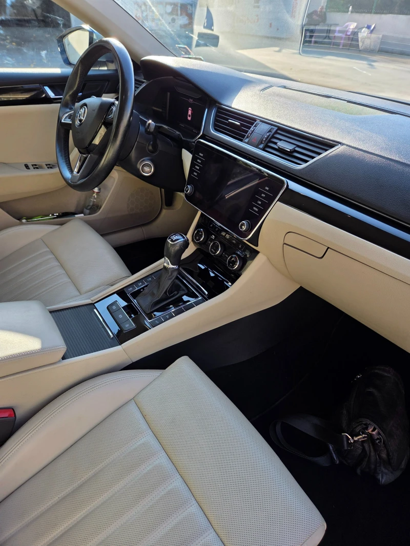 Skoda Superb 4x4 Lauren&Klement, снимка 9 - Автомобили и джипове - 52652471