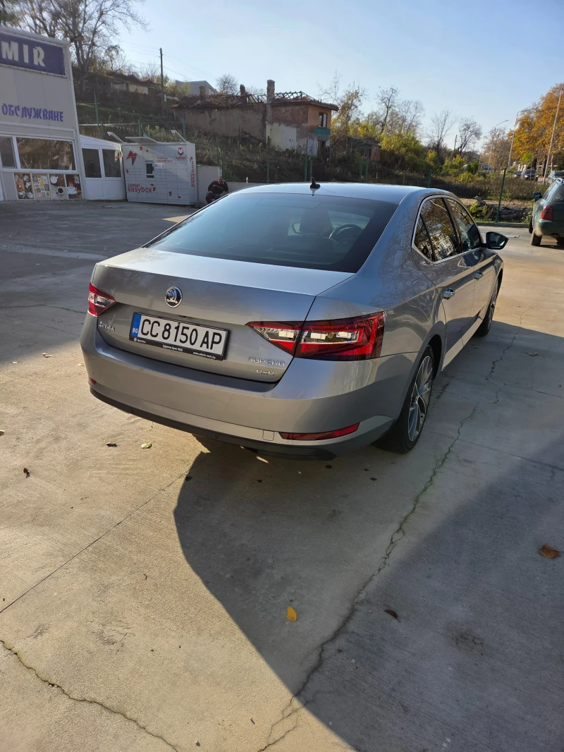 Skoda Superb 4x4 Lauren&Klement, снимка 3 - Автомобили и джипове - 52652471